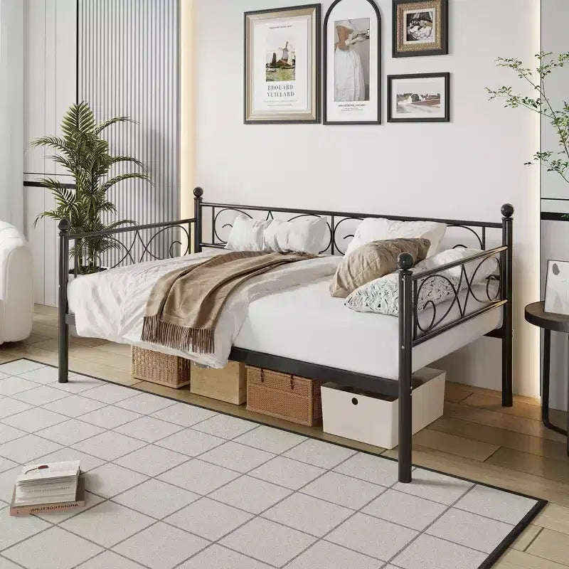 Cadre de lit de repos en métal une place avec espace de rangement et design classique