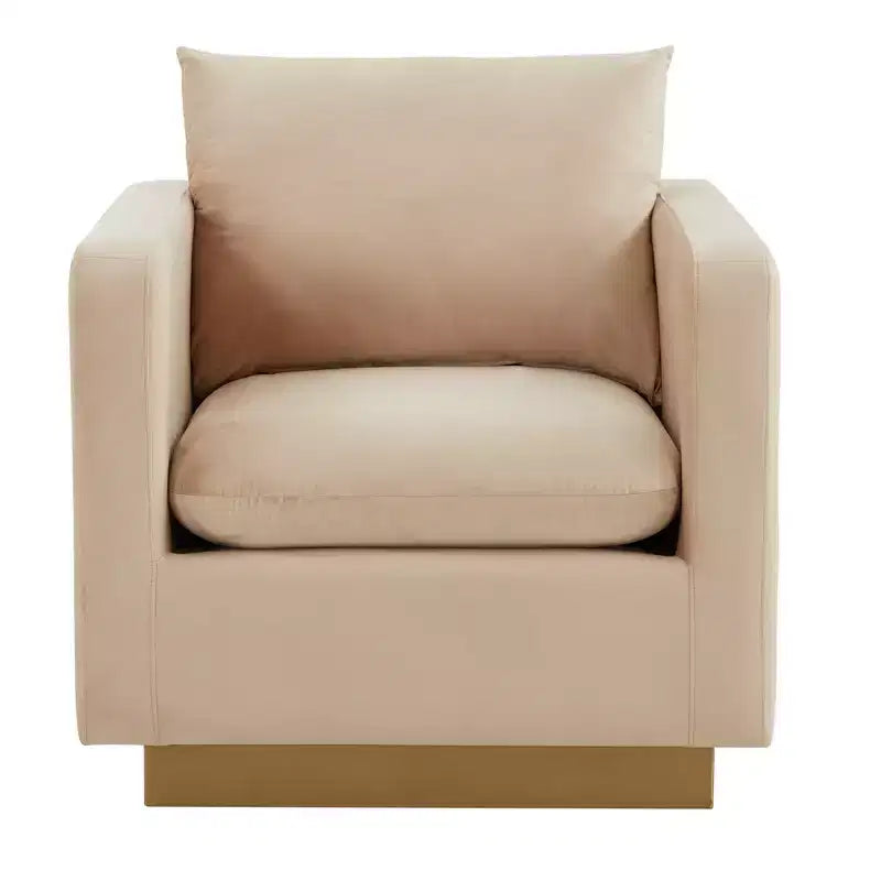 Fauteuil d'appoint en velours Nervo, rembourré avec cadre en acier inoxydable doré, design moderne pour salon, bureau et salle d'attente.